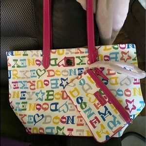 Dooney & Bourke bag ( NEW )